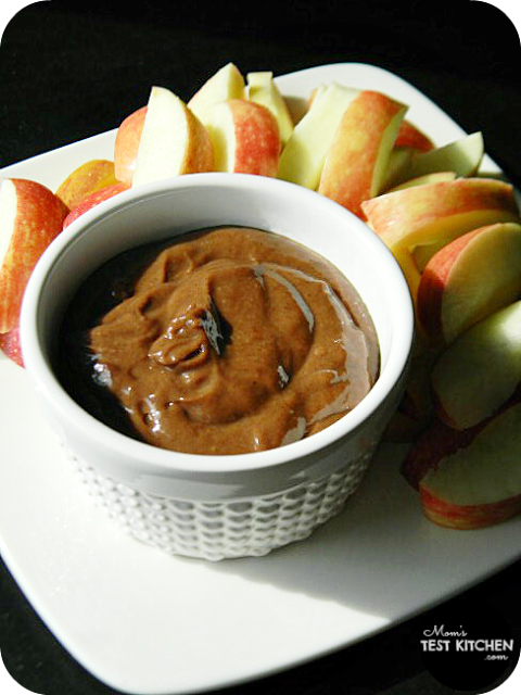 Mom's Test Kitchen: Nutella Yogurt Dip 