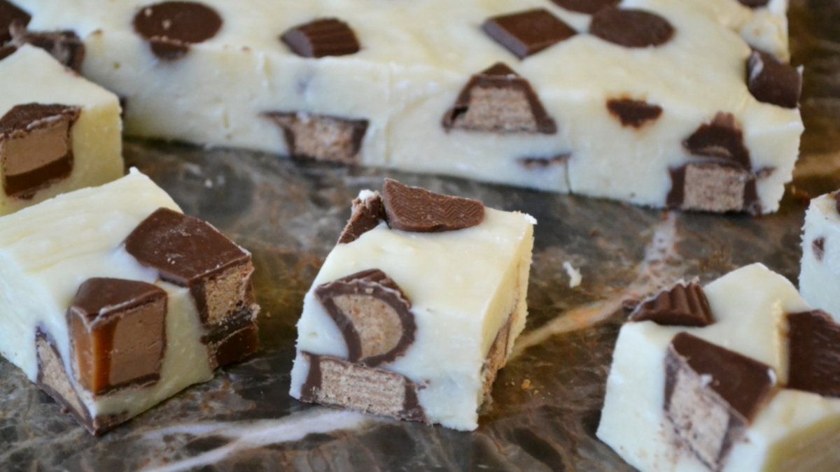 Squares of mini candy bar white chocolate fudge