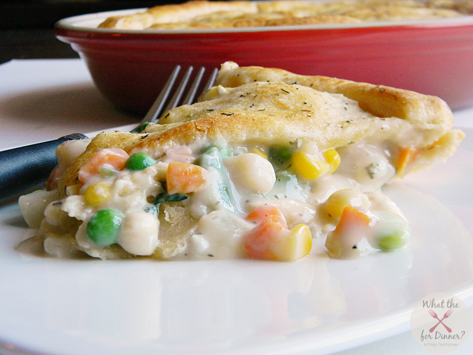 https://momstestkitchen.com/wp-content/uploads/2014/03/Easy-Vegetable-Pot-Pie3.jpg