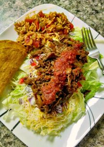 A Kitchen Hoor | Salsa Beef Taco Salad
